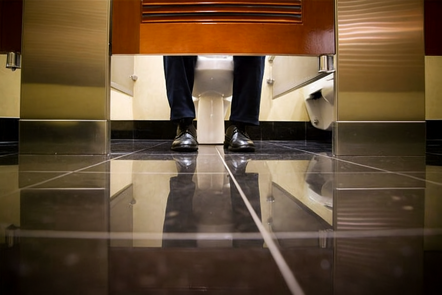 Toilet doors in shopping malls